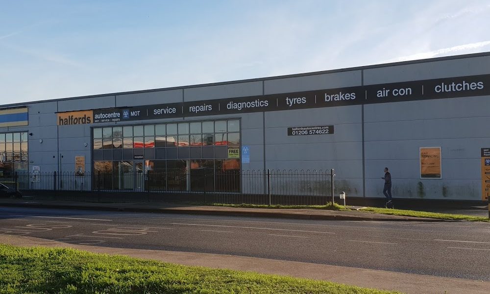 Halfords Autocentre Colchester (Angorra)