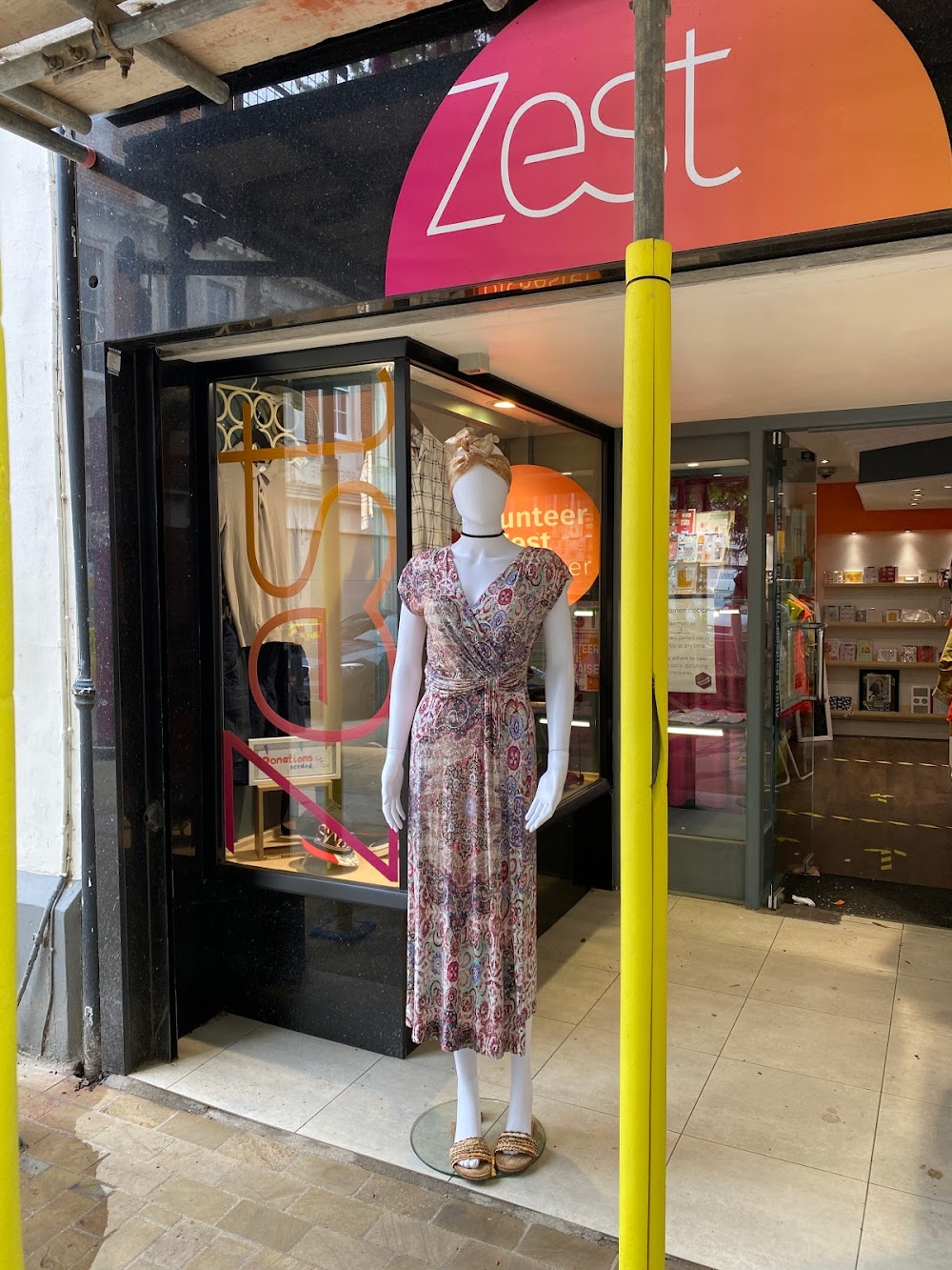 Zest Colchester Charity Shop (St Elizabeth Hospice)