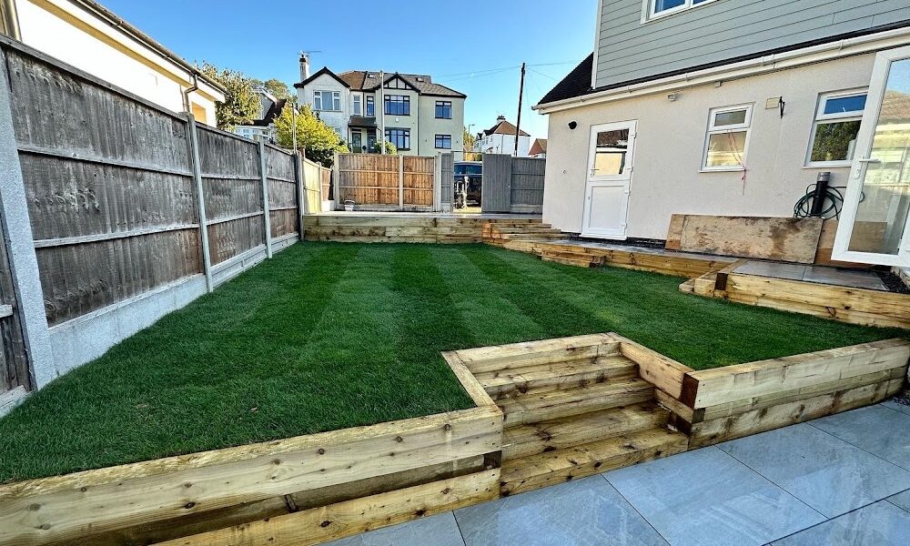 Premium Fencing & Landscapes LTD